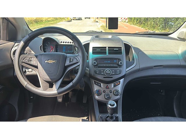 Chevrolet aveo 1.4 lt 2011 | 95-rrl-9 i - afbeelding 8 van  14