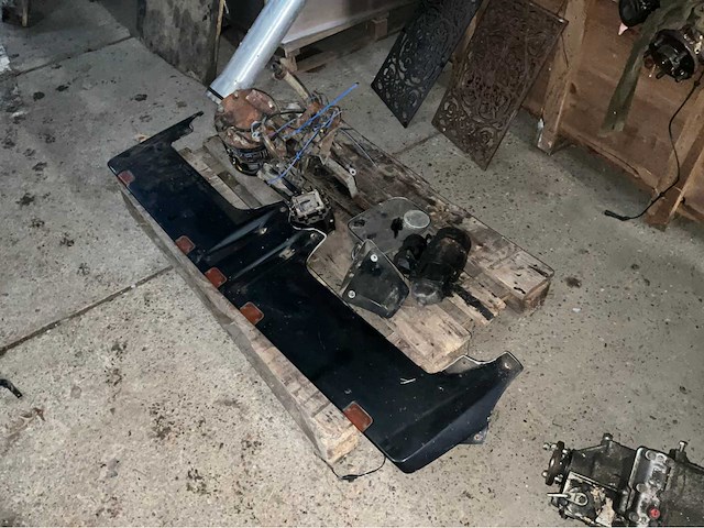 Chevrolet blazer/ suburban onderdelen - afbeelding 1 van  3