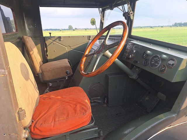 Chevrolet c15a - 1943 - canadese militaire vrachtwagen (cmp) van 3/4 ton met vierwielaandrijving (4x4) - afbeelding 7 van  42