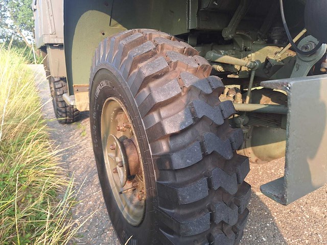 Chevrolet c15a - 1943 - canadese militaire vrachtwagen (cmp) van 3/4 ton met vierwielaandrijving (4x4) - afbeelding 38 van  42
