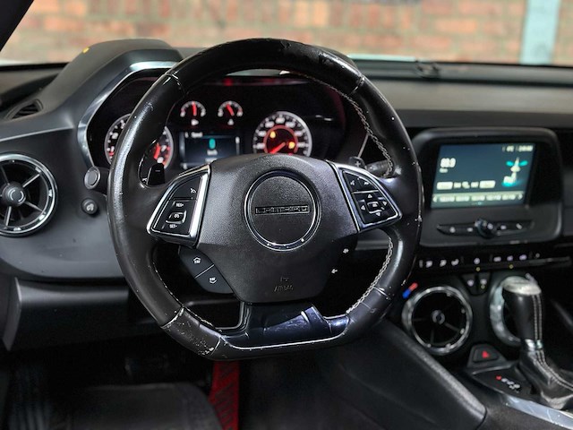 Chevrolet camaro 1lt 2.0l i4 f dohc 16v 275pk 2017 - afbeelding 11 van  46