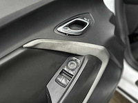 Chevrolet camaro 1lt 2.0l i4 f dohc 16v 275pk 2017 - afbeelding 26 van  46