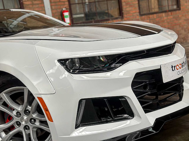 Chevrolet camaro 1lt 2.0l i4 f dohc 16v 275pk 2017 - afbeelding 2 van  47