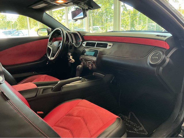Chevrolet camaro 2ls coupé | 3.6 v6 | 2012 | 323 pk | achterwielaandrijving | muscle car design | btw auto - afbeelding 11 van  23