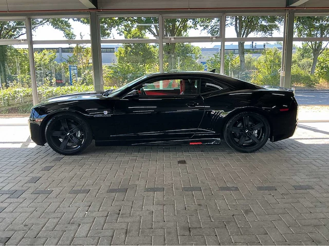Chevrolet camaro 2ls coupé | 3.6 v6 | 2012 | 323 pk | achterwielaandrijving | muscle car design | btw auto - afbeelding 2 van  23