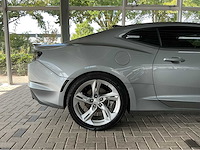 Chevrolet camaro | 3.6 v6 335 pk | 2023 | sharkskin metallic | sportonderstel | hd achteruitrijcamera | btw auto - afbeelding 3 van  30