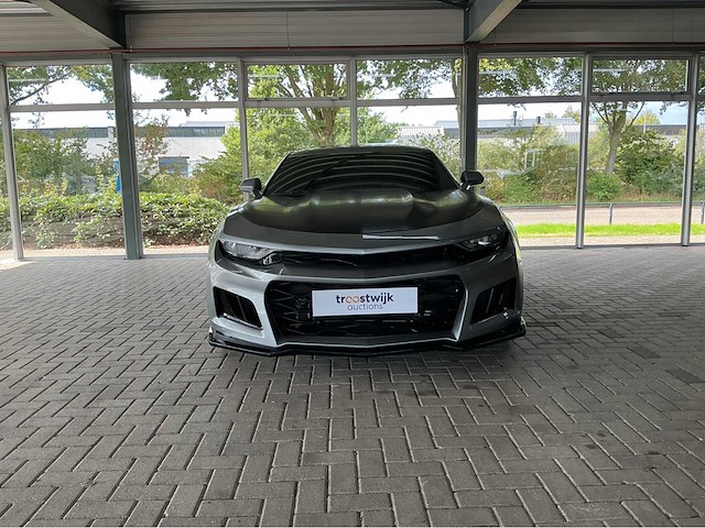 Chevrolet camaro | 3.6 v6 335 pk | 2023 | sharkskin metallic | sportonderstel | hd achteruitrijcamera | btw auto - afbeelding 12 van  30