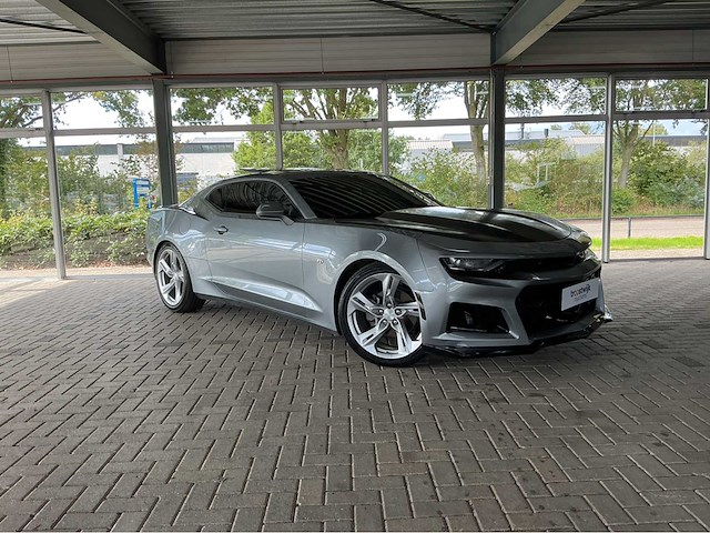 Chevrolet camaro | 3.6 v6 335 pk | 2023 | sharkskin metallic | sportonderstel | hd achteruitrijcamera | btw auto - afbeelding 23 van  30