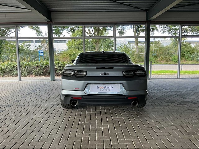 Chevrolet camaro | 3.6 v6 335 pk | 2023 | sharkskin metallic | sportonderstel | hd achteruitrijcamera | btw auto - afbeelding 29 van  30