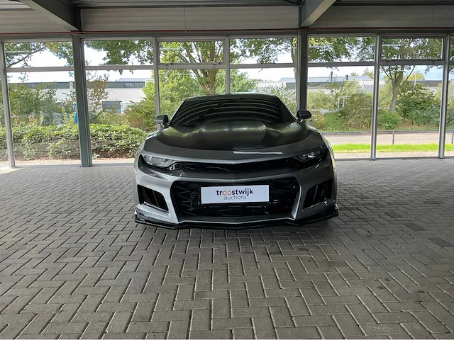 Chevrolet camaro | 3.6 v6 335 pk | 2023 | sharkskin metallic | sportonderstel | hd achteruitrijcamera | btw auto - afbeelding 12 van  30