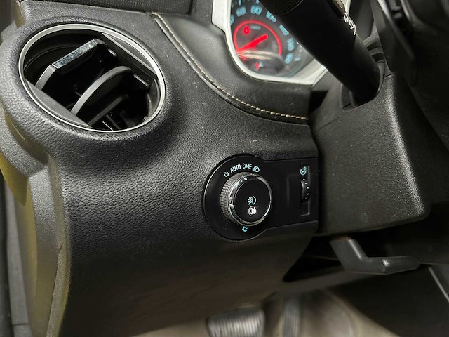 Chevrolet camaro lt cabriolet 3.6l v6 f dohc 24v 323pk 2015 - afbeelding 16 van  41