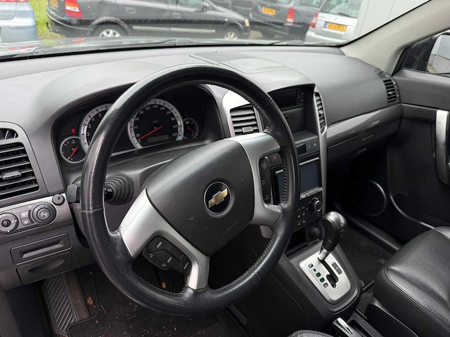 Chevrolet captiva 3.2i executive limited edition, 46-tl-rs - afbeelding 18 van  21