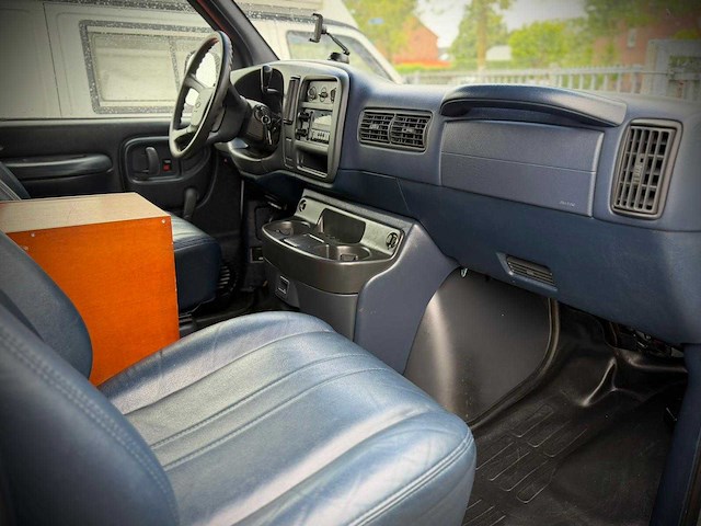 Chevrolet chevy van 2500 express 5.0 v8 v-15-hs - afbeelding 4 van  12