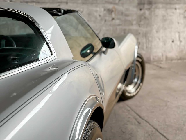 Chevrolet corvette 5.7 v8 convertible two-tone l-82 anniversary edition 1 yz 87 194pk 1978, 15-xxl-9 - afbeelding 16 van  76