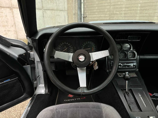 Chevrolet corvette 5.7 v8 convertible two-tone l-82 anniversary edition 1 yz 87 194pk 1978, 15-xxl-9 - afbeelding 53 van  77