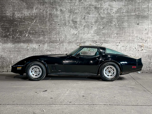 Chevrolet corvette sport coupe 2-door 5.7 v8 190pk 1981 - afbeelding 14 van  45