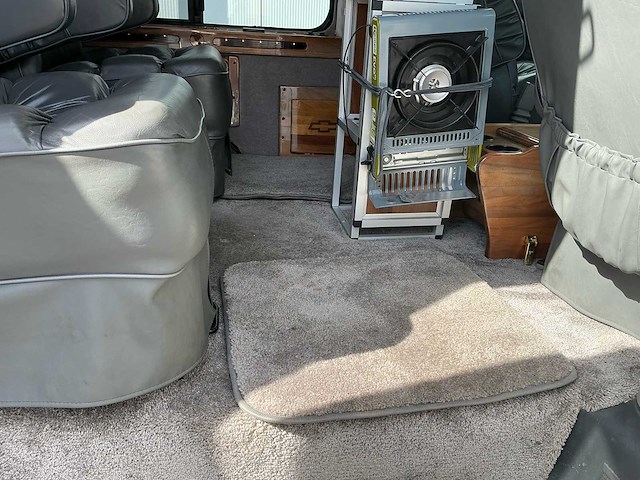 Chevrolet explorer camper - afbeelding 17 van  42