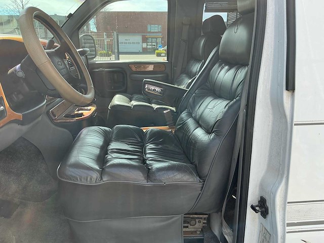 Chevrolet explorer camper - afbeelding 27 van  42