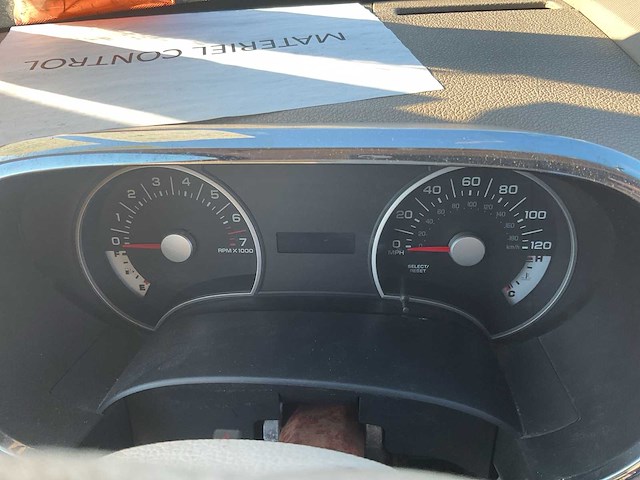 Chevrolet explorer suv bedrijfswagen - afbeelding 16 van  22