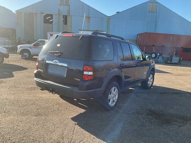 Chevrolet explorer suv bedrijfswagen - afbeelding 12 van  22