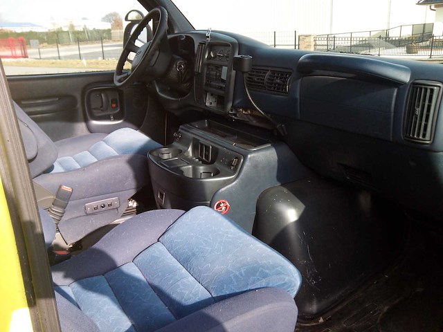 Chevrolet express van 2500 v8 6,5l turbo diesel - afbeelding 5 van  44