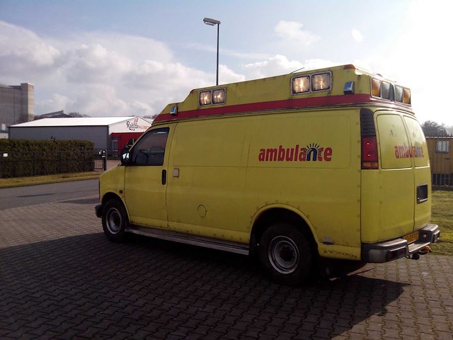 Chevrolet express van 2500 v8 6,5l turbo diesel - afbeelding 32 van  44