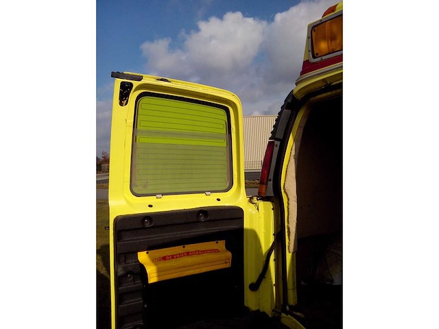 Chevrolet express van 2500 v8 6,5l turbo diesel - afbeelding 13 van  44