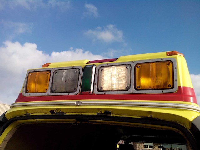 Chevrolet express van 2500 v8 6,5l turbo diesel - afbeelding 14 van  44