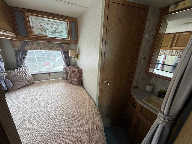 Chevrolet itasca sunrise winnebago kampeerauto 6.5 v8 intergraal camper vs-22-gh - afbeelding 15 van  41