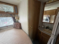 Chevrolet itasca sunrise winnebago kampeerauto 6.5 v8 intergraal camper vs-22-gh - afbeelding 16 van  41