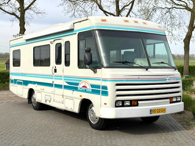 Chevrolet itasca sunrise winnebago kampeerauto 6.5 v8 intergraal camper vs-22-gh - afbeelding 38 van  41