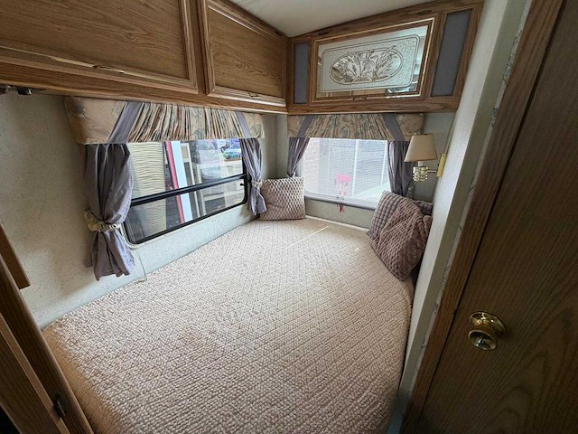 Chevrolet itasca sunrise winnebago kampeerauto 6.5 v8 intergraal camper vs-22-gh - afbeelding 13 van  39