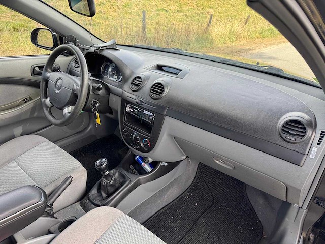 Chevrolet nubira station wagon 1.6-16v, 97-pbt-1 - afbeelding 8 van  14