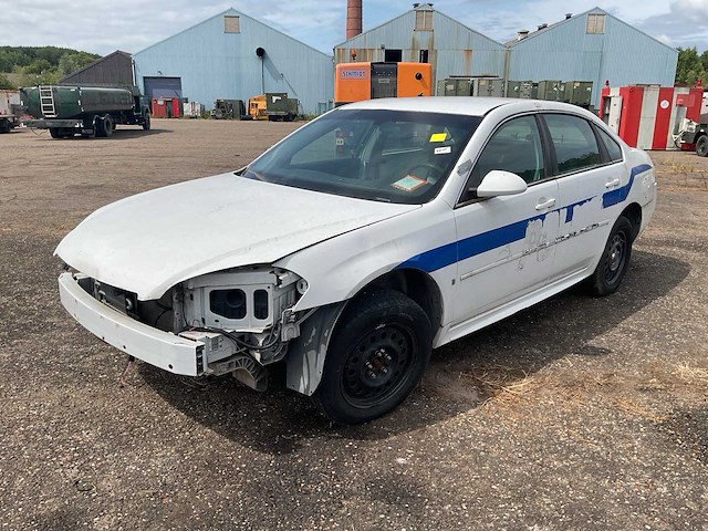 Chevrolet sedan impala personenauto - afbeelding 1 van  10