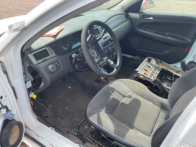 Chevrolet sedan impala personenauto - afbeelding 6 van  10