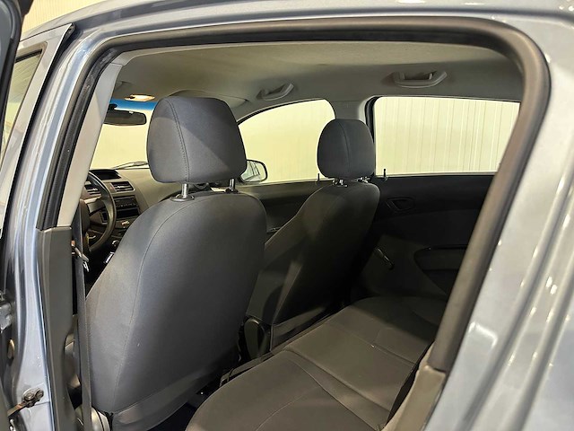 Chevrolet spark 1.0 16v l 13-ngp-4 - afbeelding 2 van  18