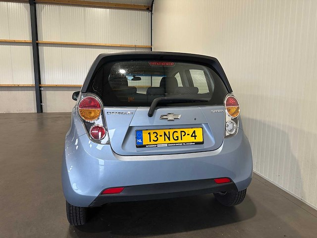 Chevrolet spark 1.0 16v l 13-ngp-4 - afbeelding 13 van  18