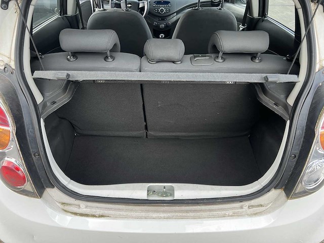 Chevrolet spark 1.0 16v ls 2010 | 71-ndz-6 - afbeelding 4 van  19