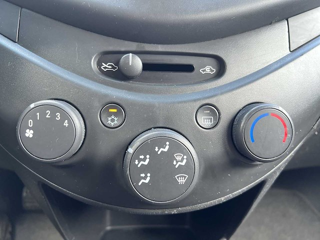 Chevrolet spark 1.0 16v ls 2010 | 71-ndz-6 - afbeelding 19 van  19