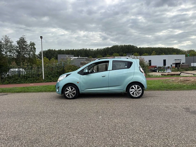 Chevrolet spark 1.0 16v ls bi-fuel | 35-nff-1 i - afbeelding 10 van  14