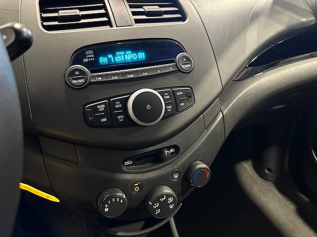 Chevrolet spark 1.0 16v ls bi-fuel lpg 37-nnz-4 - afbeelding 8 van  19