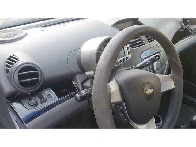 Chevrolet spark 1.0 16v lt, 03-lnl-6 - afbeelding 10 van  13
