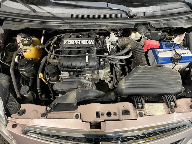Chevrolet spark 1.2 16v lt, j-323-fh - afbeelding 10 van  19