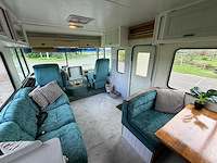 Chevrolet thor hurricane kampeerwagen 6.5 v8 intergraal camper p-687-zk - afbeelding 17 van  34