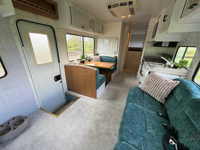 Chevrolet thor hurricane kampeerwagen 6.5 v8 intergraal camper p-687-zk - afbeelding 18 van  34