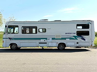 Chevrolet thor hurricane kampeerwagen 6.5 v8 intergraal camper p-687-zk - afbeelding 12 van  34