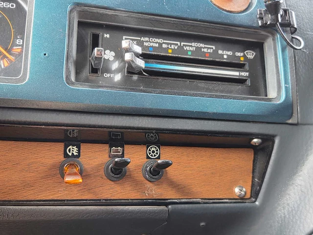 Chevrolet usa - chevy van - 5.7 g20 - automaat - v8 - lpg - 47-br-fx - camper - afbeelding 18 van  31