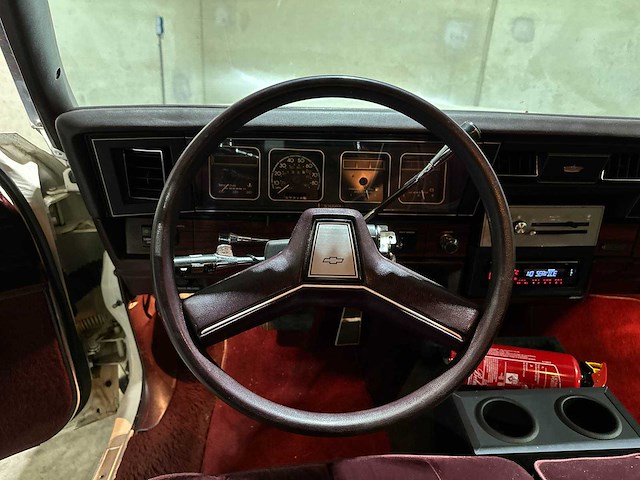 Chevrolet usa caprice 5.0 brougham 163pk 1986, 21-lzg-9 - afbeelding 4 van  7