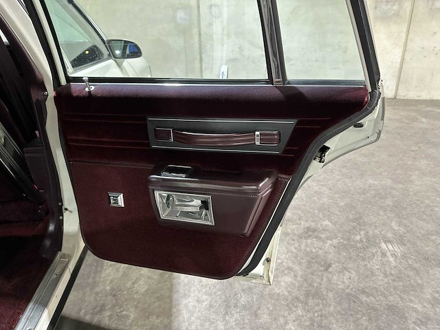 Chevrolet usa caprice 5.0 brougham 163pk 1986, 21-lzg-9 - afbeelding 30 van  41
