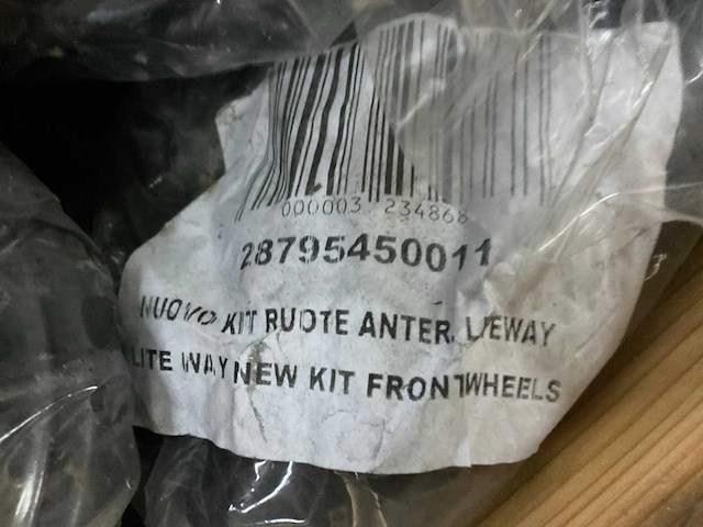 Chicco liteway partij kinderwagen voorwielen - afbeelding 3 van  6